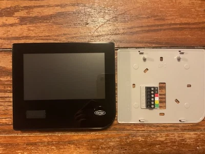 Carrier SYSTXCCITC01-B infinity WIFI Programmable Thermostat - Image 1 of 2