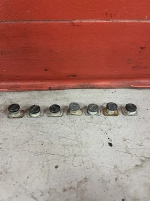 (7) 84 85 86 Honda ATC200S  Rear Fender Mud Flap Splash Guard bolts hardware Foto 1 de 2