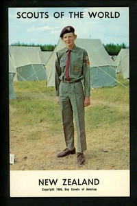 Scouting postcard chrome Boy Scouts of the World 1968 Series New Zealand - Picture 1 of 2