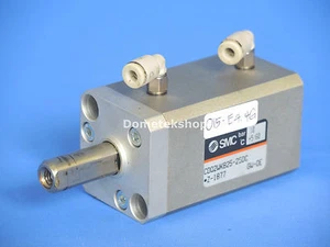 Cilindro neumático SMC CDQ2WKB25-25DC - Imagen 1 de 3