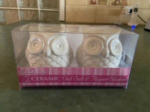 Large Gabriella Loren Ceramic Owl Salt and Pepper Shakers - Picture 1 of 2