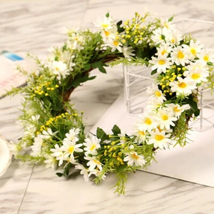 White Daisy Artificial Wreath Greeny Leaf Garland Front Door Decor Flower Wreath - Picture 1 of 5