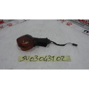 Left rear arrow left indicator directional Suzuki v strom 650 04 06 - Picture 1 of 2
