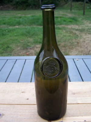 bouteille ancienne verre soufflé sceau Duc Mailly Nesle french seal flowerpot - Photo 1/4
