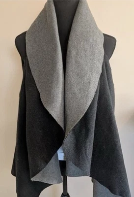 Chaleco Steve Madden Mujer Gris Círculo Capucha Cuello, Grande Foto 1 de 4