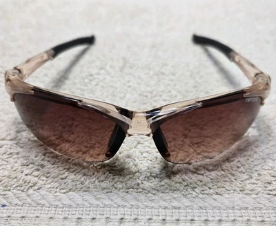 Tifosi Sunglasses W/ Black Hard Case & 3 Sets Of Lenses - Image 1 of 4