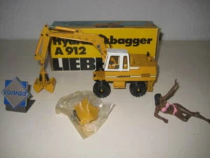 LIEBHERR A 912 BAGGER GREIFER & TIEFLÖFFEL MOBIL #2822.2 CONRAD 1:50 OVP - Picture 1 of 4