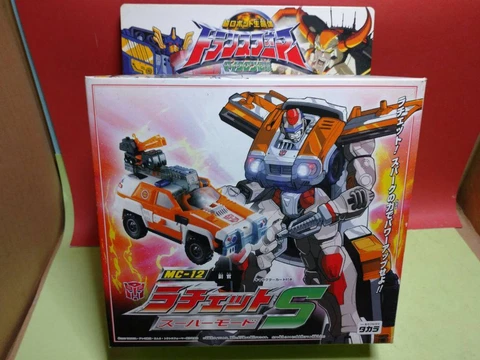 Transformers Micron Legend Lieutenant Ratchet Super Mode Figure Rare Cover