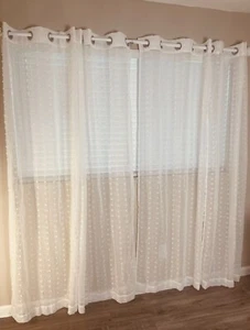 Transparente Vorhänge - Bild 1 von 2