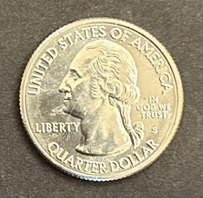 2012 S: El Yunque, Puerto Rico  ATB Quarter BU from mint roll - Image 1 of 2