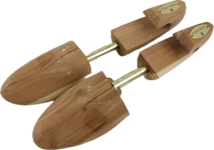 Nordstrom Cedar Shoe Insert Shoe Trees Made in USA Dress Shoe Storage Protection - Picture 1 of 4