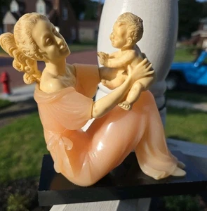 BIANCHI - feine italienische Alabaster Frau & Kind - auf Sockel Vintage  - Bild 1 von 11