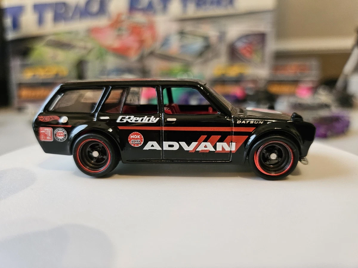 ホットウィールSTH。 DATSUN 510wagon。 1/64 MINI GT KAIDO HOUSE #27 BRE V2 #46 DATSUN 510 WAGON WHITE