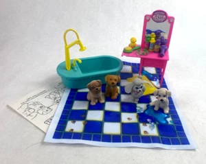 Juego de figuras Splash Happy Puppies vintage de Littlest Pet Shop casi completo 1993 - Imagen 1 de 2