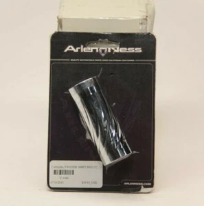 Arlen Ness YAMAHA TWISTER SHIFT PEG COVER (Y-1066) - Foto 1 di 2