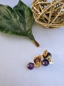Pendientes Sophia Gota Hechos a Mano Piedra Amatista Redonda Chapados en Oro Push Back Artesan - Imagen 1 de 9