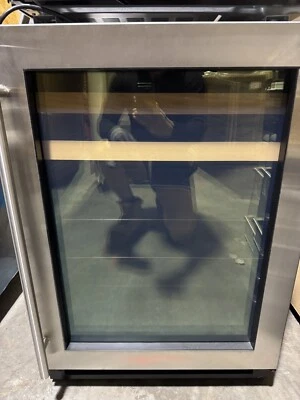 U-LINE 1000 SERIES U-1224BEVSOOB 24" UNDER COUNTER BEVERAGE CENTER - Image 1 of 3