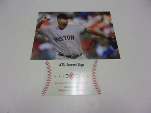 TIM WAKEFIELD BOSTON REDSOX,PITTSBURGH PIRATES W/COA SIGNED 8X10 PHOTO - Picture 1 of 1