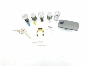 SLS6 clausor con llave para SUZUKI VITARA SE SV 1.6 (80 CV) 1988 1686829 - Foto 1 di 3