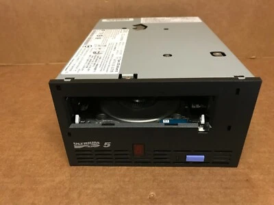 IBM LTO-5 FC Tape Drive 46X1603 ULTRIUM-5 Loader / Library Only - Image 1 of 3