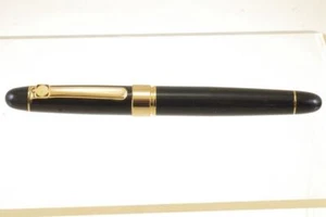 MINKA FOUNTAIN PEN WITH IRIDIUM NIB - GERMANY - NEAR MINT CONDITION -5499E - Picture 1 of 6