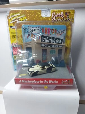 Johnny Lightning 1/64 🇨🇵 Barris Kustom Magasin Diorama 1949 Ford Mercury  - Photo 1/4
