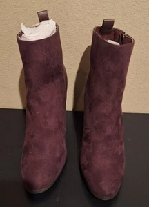 Daulfine Block High Heel Bootie in Weinrot - Bild 1 von 6