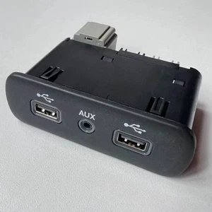 For 2017-2023 Dodge Charger Challenger Chrysler 300 USB MEDIA HUB 68294075AA NEW - Imagen 1 de 7