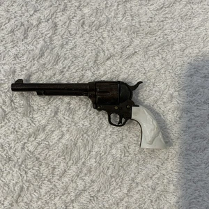 Vintage Cast Iron Revolver Mini 85mm Pistol Metal Opening Hammer Flick Gun - Picture 1 of 10