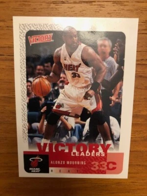 Tarjeta de baloncesto Victory 2000-01 Alonzo Mourning #245 casi nueva Foto 1 de 2