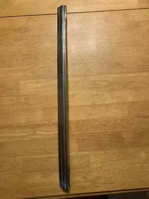 Chevy Belair 1955 1956 1957 sedán de 4 puertas puerta superior moldura puerta delantera izquierda Foto 1 de 4