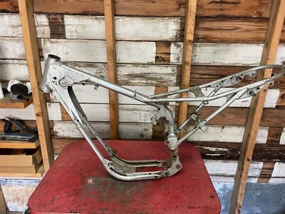 Cuadro Yamaha YZ80 1974 YZ 80 YZ80 A Foto 1 de 4