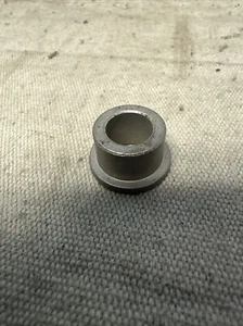 Buje John Deere M71042 (NOS) - Imagen 1 de 1