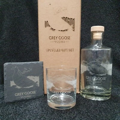 Grey Goose decanter box set can be personalised fathers day birthday - Image 1 of 4