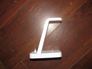 Charging Station 3 in 1 Fast Charger Stand for Multiple apple devices - Picture 1 of 4