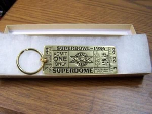 1986 Super Bowl XX goldfarben Schlüsselanhänger Ticket Stub Superdome New Orleans - Bild 1 von 4