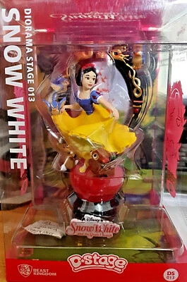 Biancaneve lo Specchio La Strega - Statua 17cm Beast Kingdom D-Stage 13 - Immagine 1 di 4