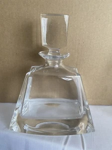 Bohemian Glass Decanter w/Stopper. Beautifully Shaped. - Bild 1 von 6