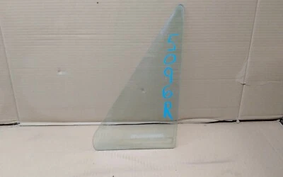 1994 CHEVROLET CORSICA ПРАВЫЙ ЗАДНИЙ ВЕНТИЛЯЦИОННОЕ СТЕКЛО ТОЛЬКО    - Изображение 1 из 3