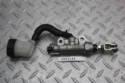 2023 YAMAHA R3 YAMAHA YZFR3 REAR BACK BRAKE MASTER CYLINDER W RESERVOIR - Image 1 of 4