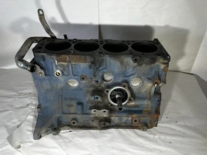 86-89 Nissan Hardbody Pick Up 4cyl 2.4L Z24 Cylinder Block - Picture 1 of 19