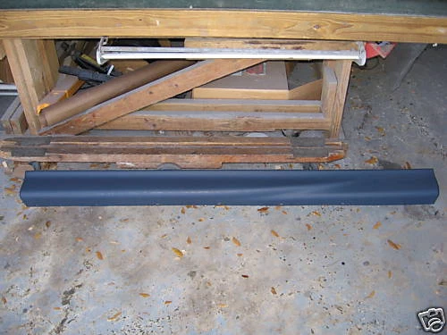 CHEVROLET XTREME S10 EXTREME EX-CAB ROCKER SKIRT PASSENGER SIDE GM# 15034714 Foto 1 de 2