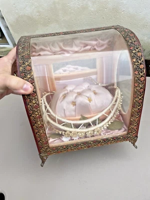 Ancien globe de mariée, XIX ème couronne, fleurs de cire. - Photo 1/4