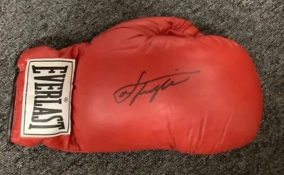 Joe Frazier Signed Boxing Glove Everlast Autograph Smokin Heavyweight HOF JSA - Image 1 of 3