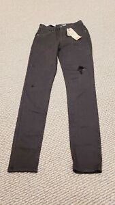 Levi's Women's 721 High-Rise Skinny Black Distressed Jeans~6 Long | W28 L32 NWT