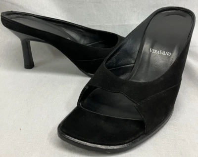 Vera Wang Black Leather Kitten Heel Size: 7 1/2 - Image 1 of 4