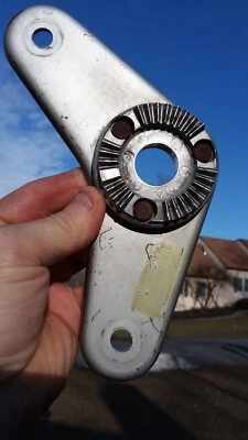 70 71 72 73 74 HONDA US ATC 90 TOP FORK TREE BRIDGE STEERING STEM 53230-918-000 Foto 1 de 4