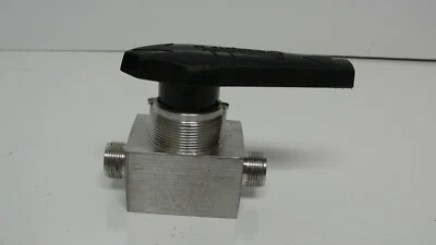Swagelok SS 45S12MM stainless steel ball valve 40 series - Image 1 of 4