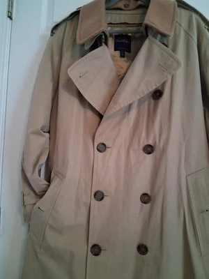 VINTAGE Brooks Brothers Poplin Trench Coat Jacket Mens Size 44 R  Zip Wool Liner - Image 1 of 4