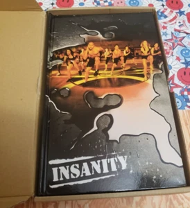 INSANITY - WORKOUT PROGRAM - 12 DVDs & BOOK - CHECKLIST - - Picture 1 of 10